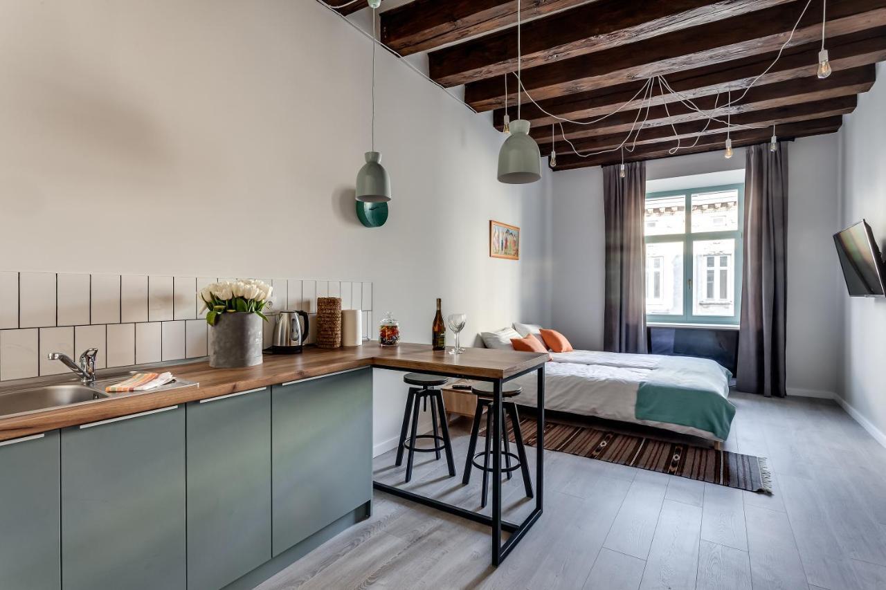 Краківська 17 Apartment Лвив Екстериор снимка